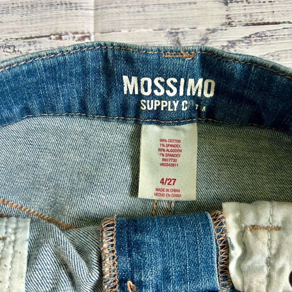 Mossimo Supply Co‎ Distressed Denim Mini Skirt Medium Wash Raw Hem Size 4/27